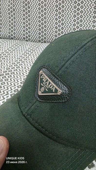 Оригинальная кепка PRADA