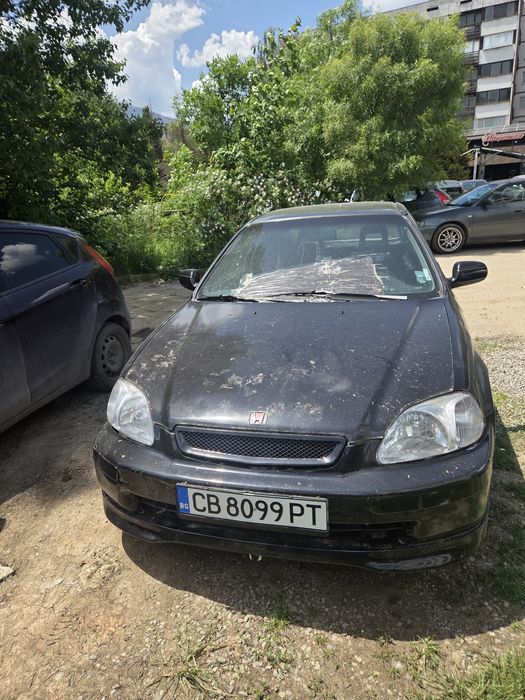Продавам хонда сивик