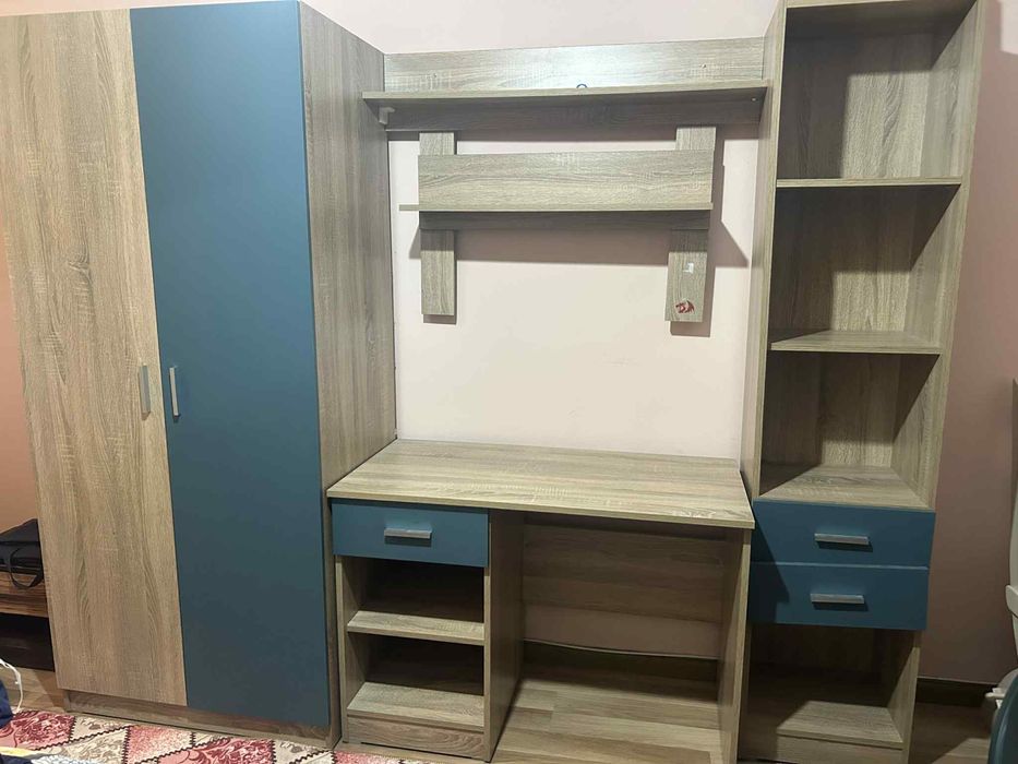 Бюро и шкаф 2 в 1