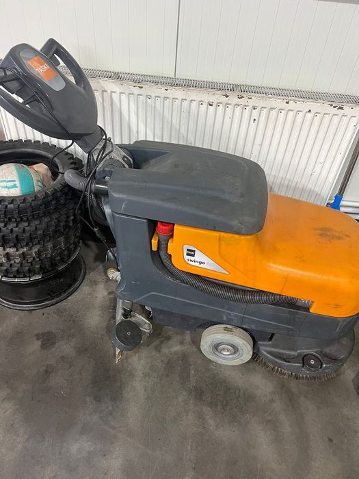 Masina de spalat pardoseli / Taski swingo 455 B