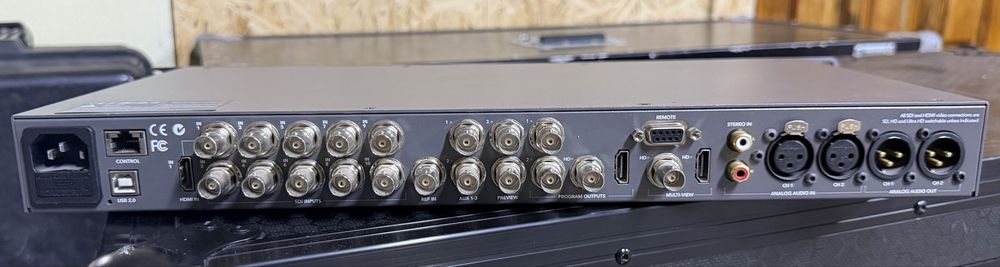 Продам Видеомикшер Blackmagic ATEM 4k
