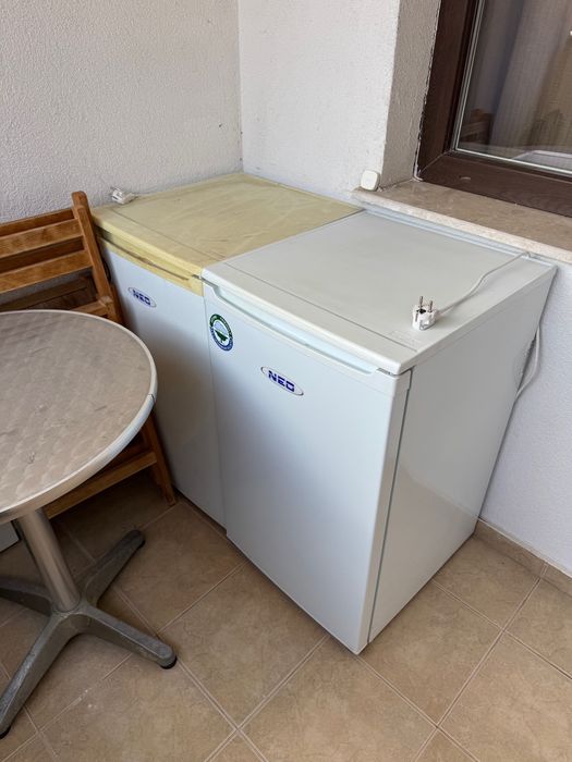 Малък хладилник Neo