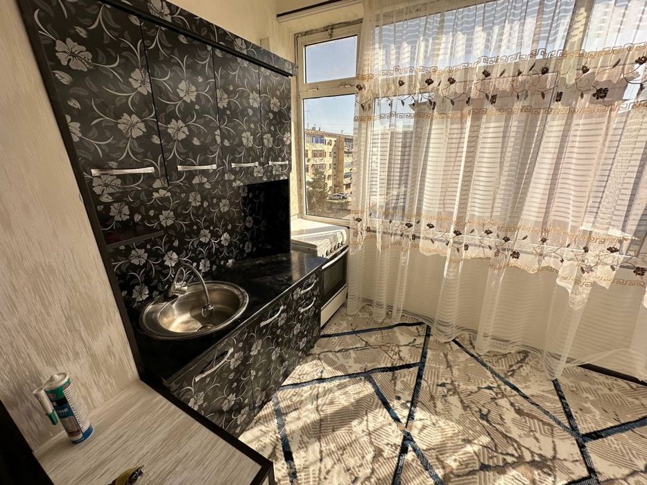 Тезда 3 хонали квартира сотилади манзил 5-микрарайон шайх бозорча