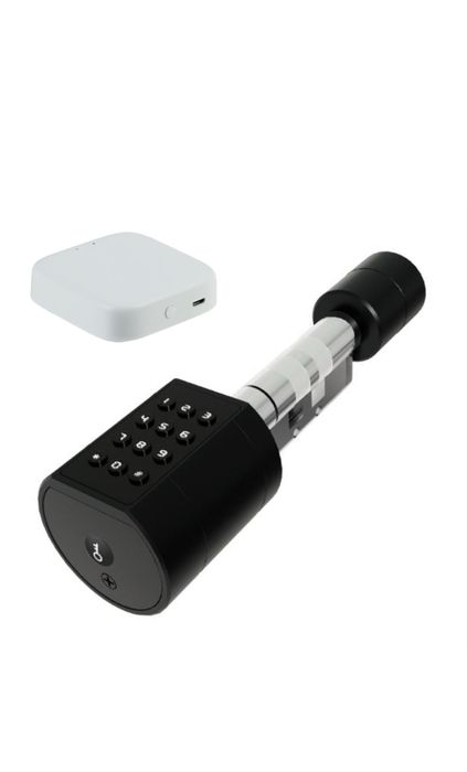 Smart lock cu butuc incorporat.