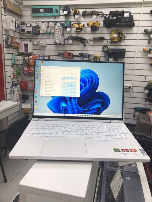 Ноутбук Lenovo R9000p (p25)