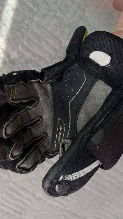 Краги хоккейные Bauer