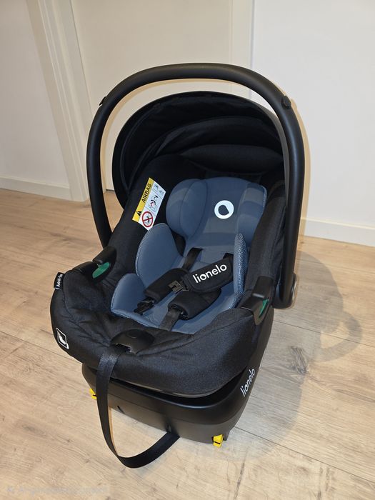 Vând scoică auto Lionelo Astrid i-Size + bază ISOFIX