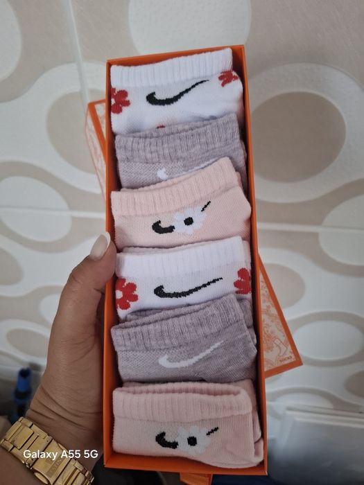 Дамски чорапи NIKE u ADIDAS
