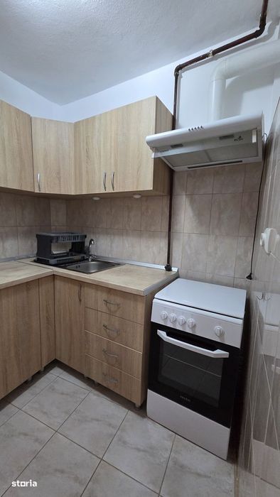 De inchiriat pret 160euro us casnic autogara