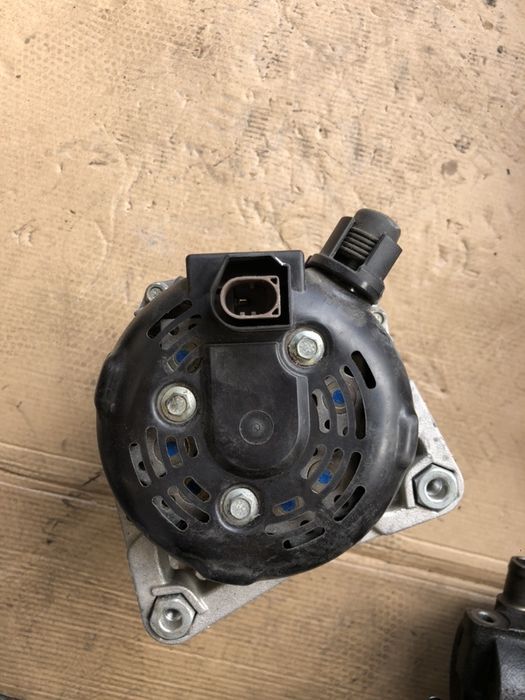 Alternator Ford Focus III 1.0 EcoBoost cv6t10300db