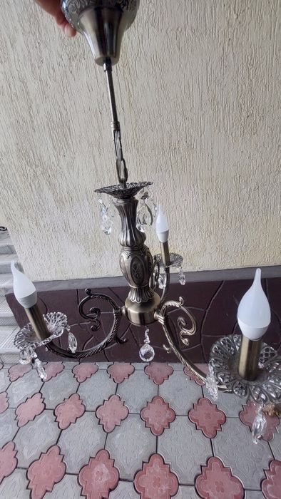 Продам люстра люстры