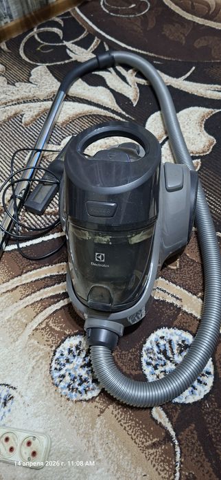 Продам пылесос в рабочем состоянии, электролюкс