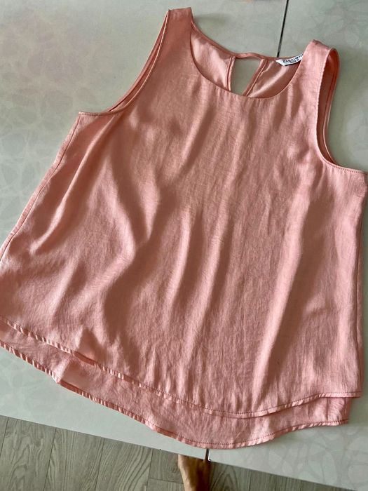 Дамски блузи с етикет