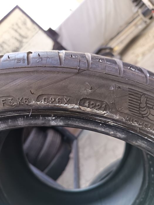 Anvelope vara 255 35 18 Michelin 2021