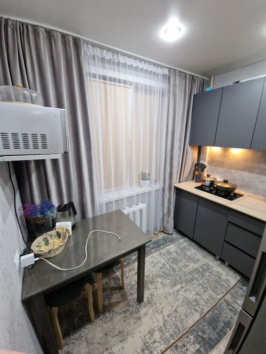 Продам 4 ком.кв в 20 микр.