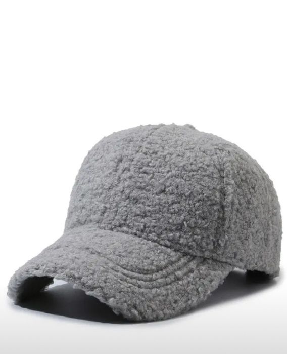 Продам женские кепки