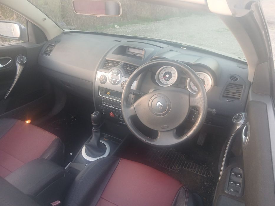 Renault megane 2.0 16v На Части