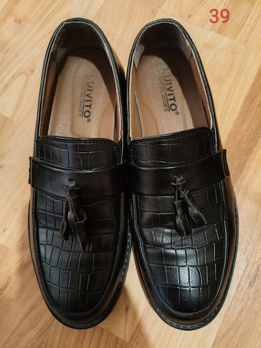 Классические ботинки на мальчикадля школы