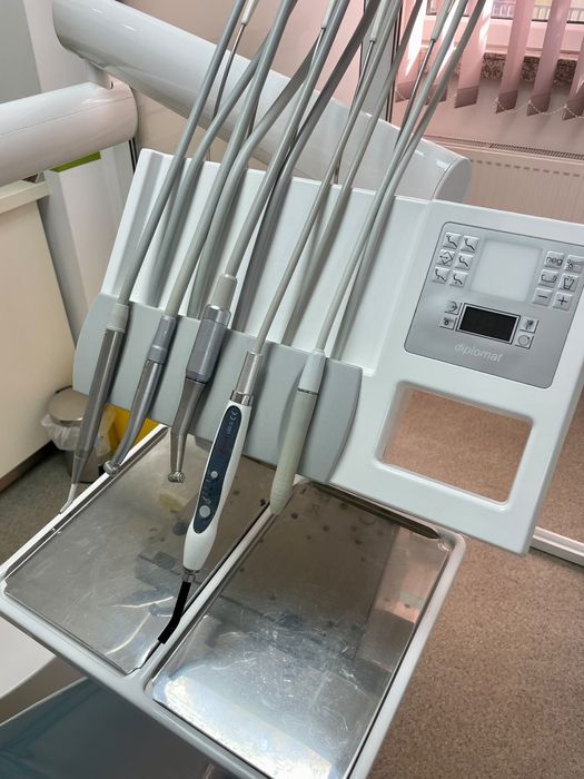 Unit dentar  Diplomat Adept DA 130