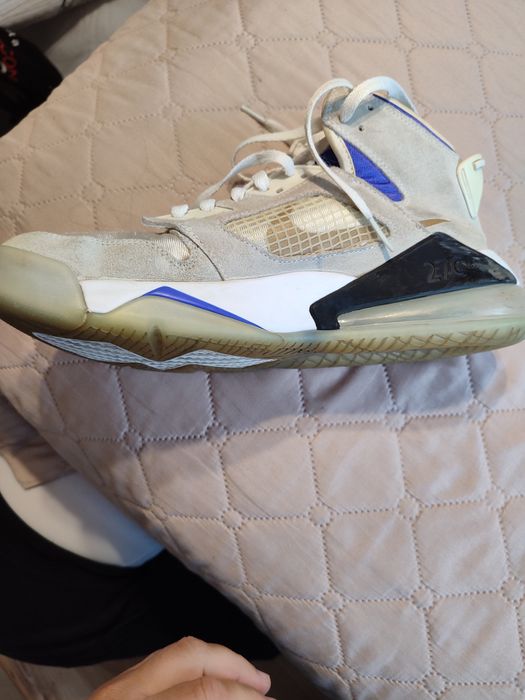 Маратонки Jordan Mars 270