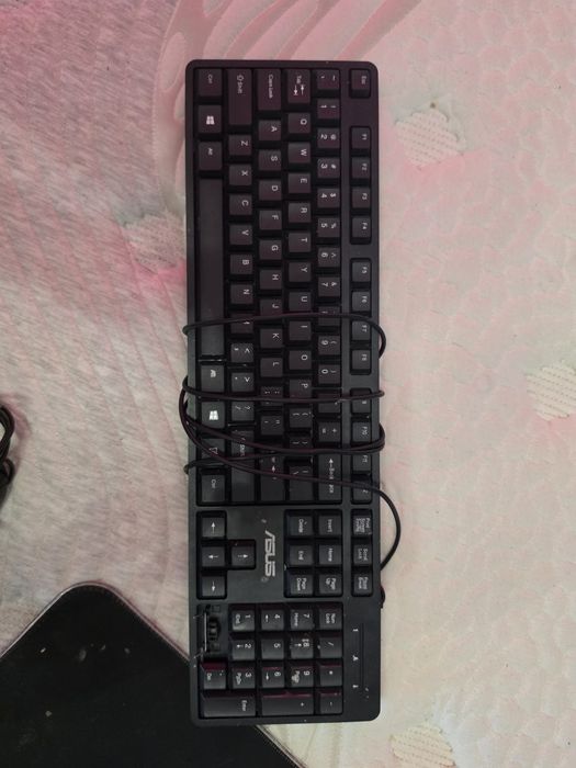 vand set tastatura mouse si mousepad