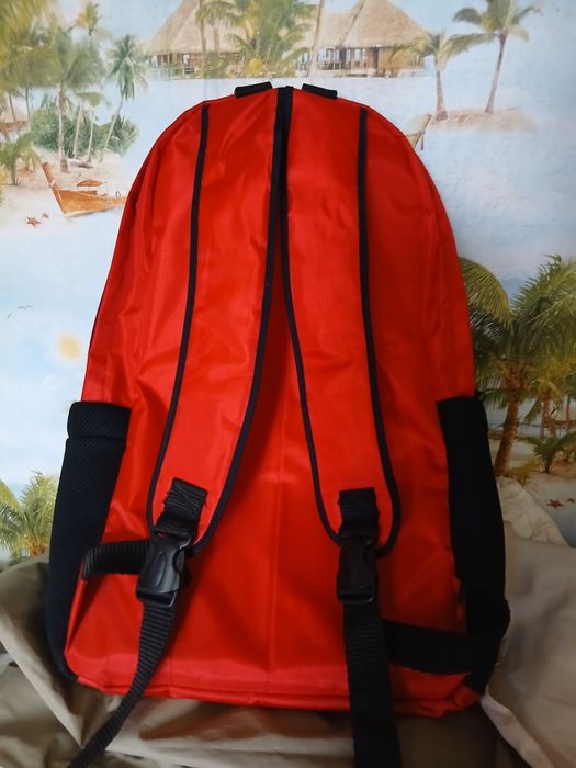 Продам рюкзак кока-кола