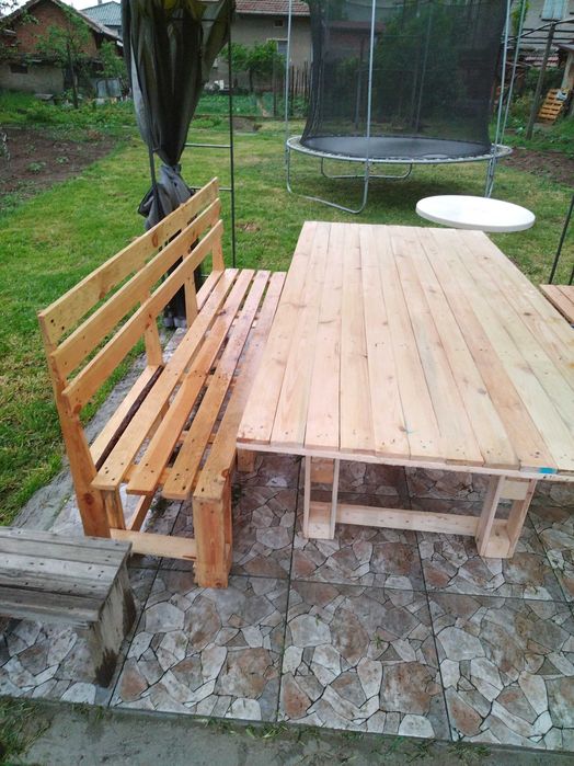 пейки и маси от палета