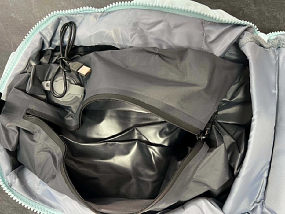 Rucsac Vacuum 40x25x20 cm – Bagaj Mână Gratuit (Pompă Inclusă)