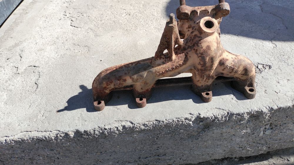 выхлопной коллектор