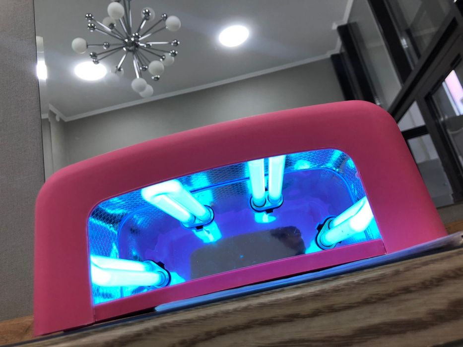 Лампа для маникюр