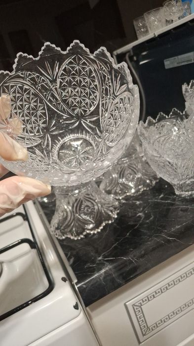 Продам хрустальные креманки