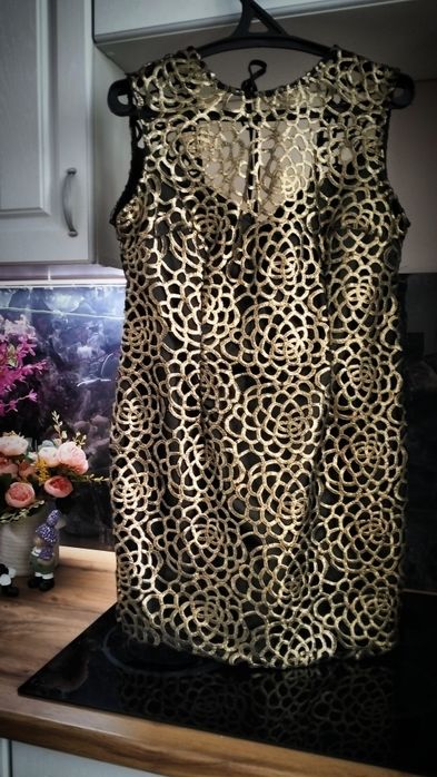 Продам новое платье