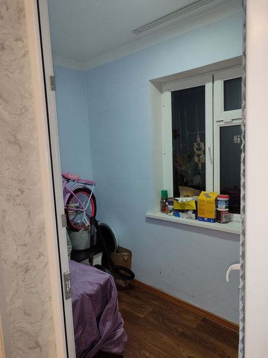 Yangi kombinat domidan.3 honali 74 kv.tayyor shinam kvartira.