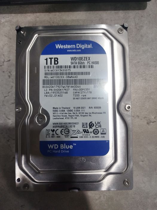 HDD, Vint, Qattiq disk.