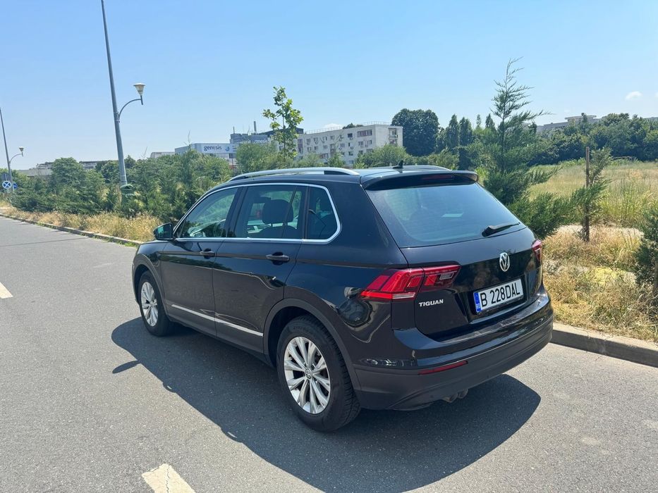 VOLKSWAGEN Tiguan 2019 — imagine 8