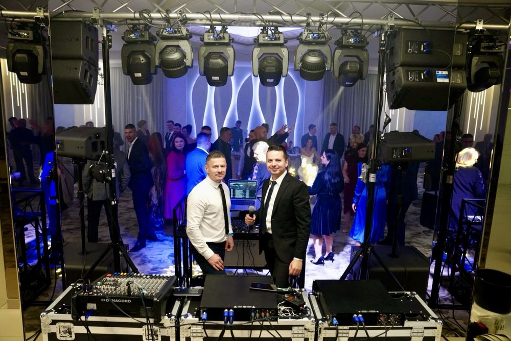 DJ Evenimente Nunta, Botez - Sonorizare Lumini Gheata Carbonica