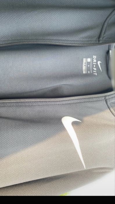 Bluza Nike Noua