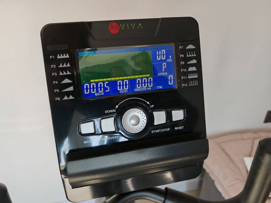 Велоергометър нов с дисплей и програми