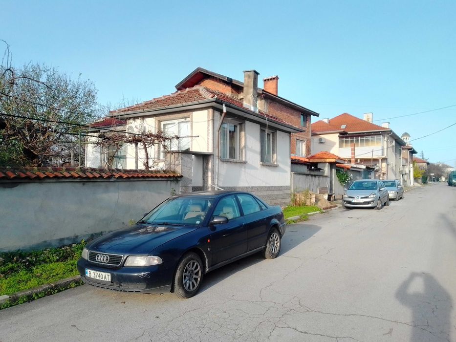 Къща в с.Добрич обл. Хасковска