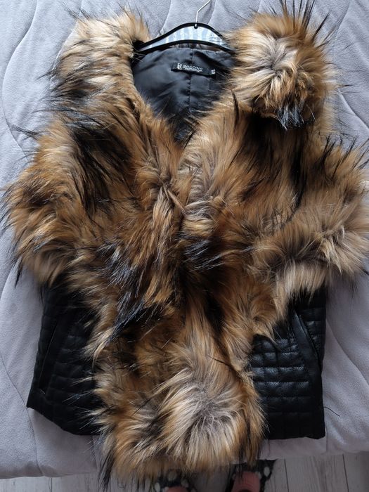 Дамски кожен елек