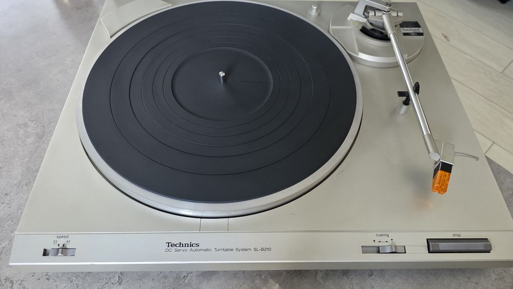 Technics SL-B210 – Японски автоматичен грамофон