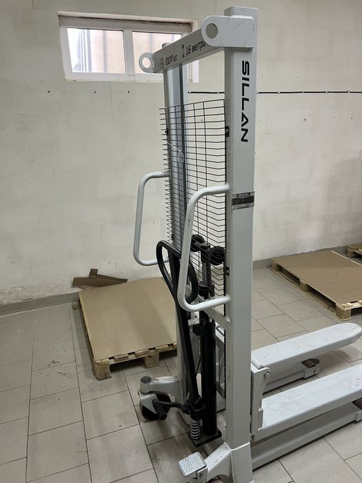 Штабелер ручной