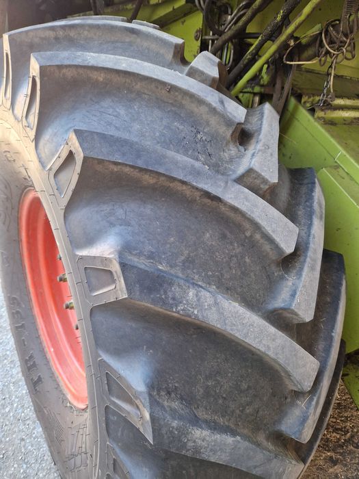 Combina Claas Dominator 88 S