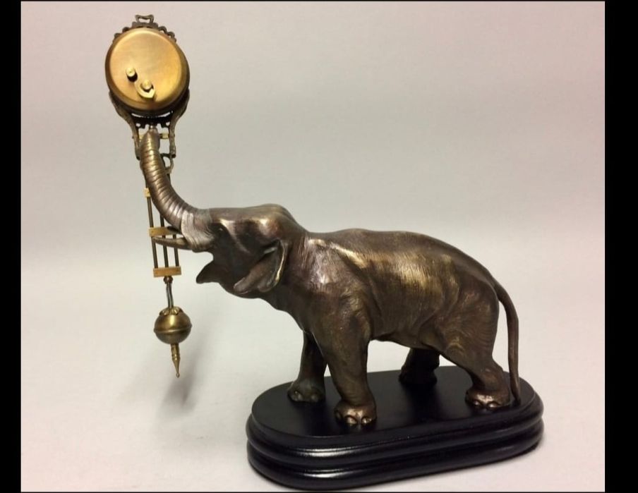 Phonograf Edison si ceasuri pendula