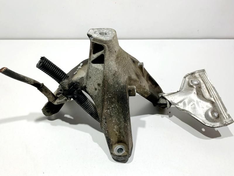 Suport motor dreapta Audi A4 facelift (2011-2015) [B8.5] 2.0 tdi CJCA 8K0199308CA