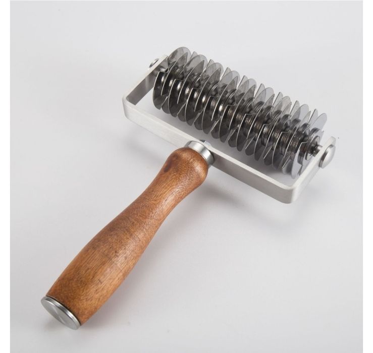 Продам нож (ролик)для теста