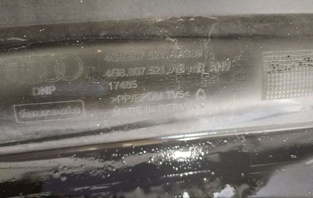 Bara spate Audi A7  facelift , 2014, 2015, 2016, 2017, 2018,  cod origine OE 4G8807511AM
