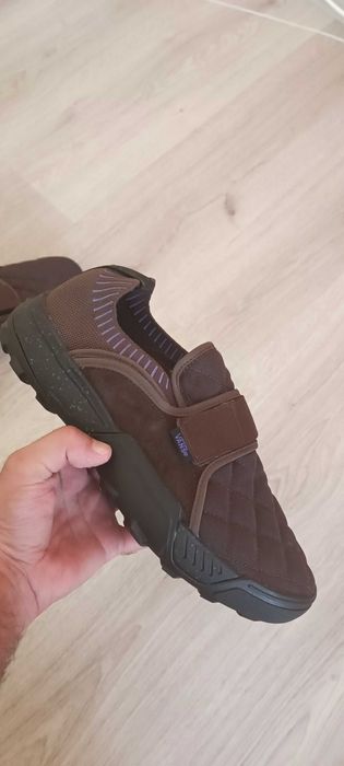 Нови обувки VANS