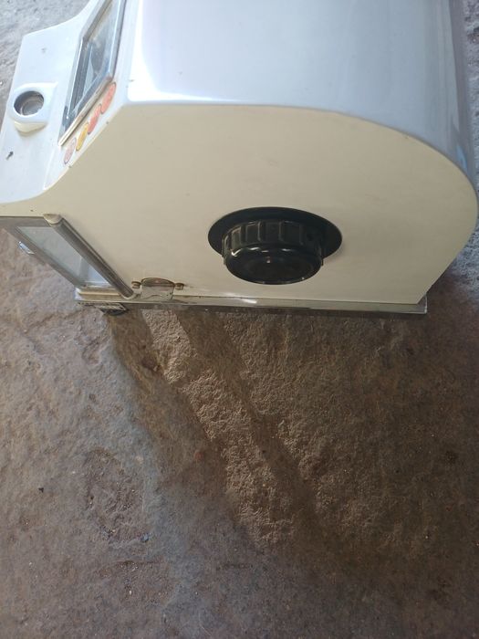 Везна торзионна натоварване от 100 единици