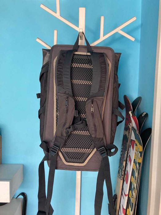 Раница Under Armour 40L нова, подходяща за мотор